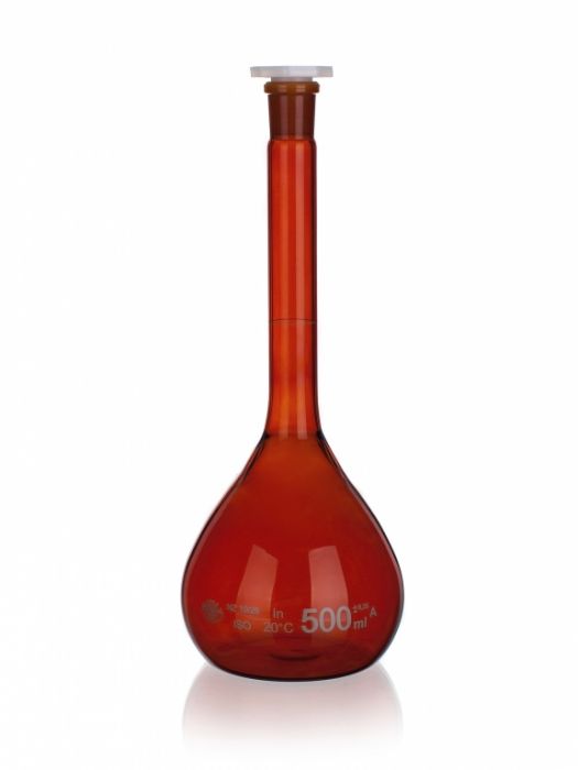 Volumetric flask brown with SJ with plastic stopper Class A