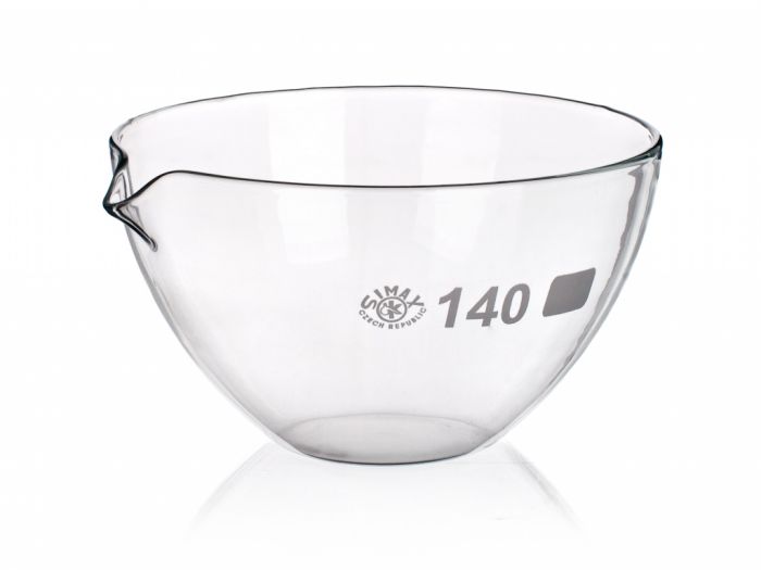 Evaporating dishes