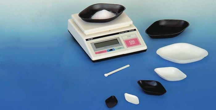 Diamond-shaped weighing boat