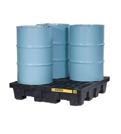 4 drums in square retention pallet